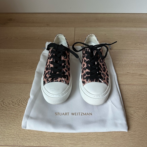Stuart Weitzman Ollie Cheetah Canvas Sneaker (US 7) - Picture 2 of 8